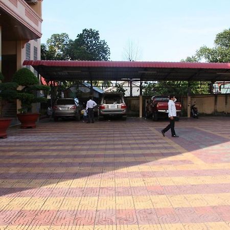 Chhne Chulsa Hotel Sihanoukville Exterior photo