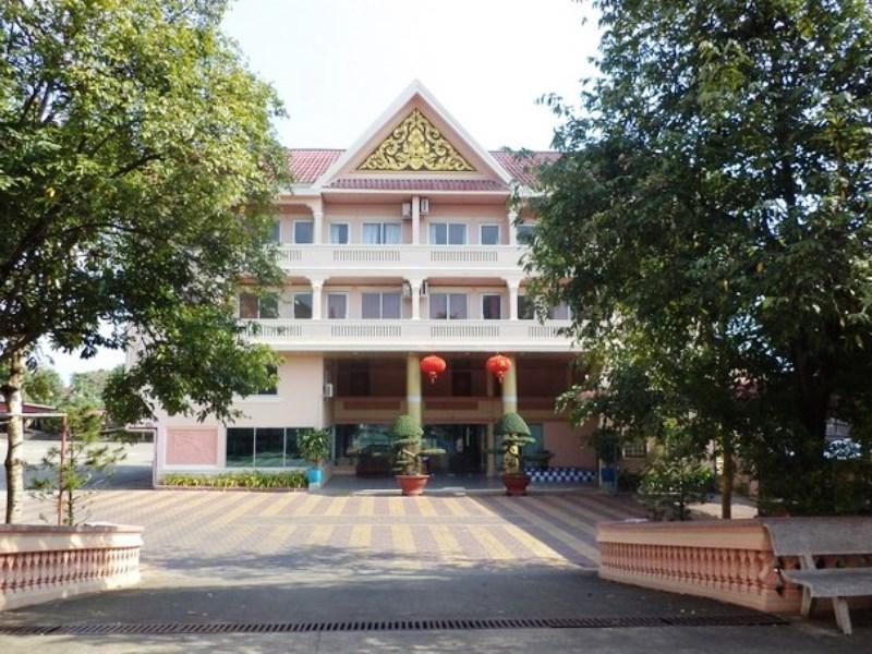 Chhne Chulsa Hotel Sihanoukville Exterior photo